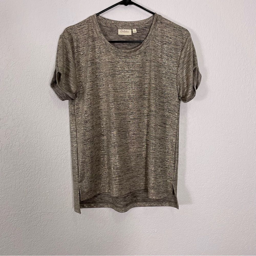 Deletta Anthropologie Grey and Gold Scoop Neck Short Sleeve Tshirt XS